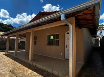 Casa · 169m² · 3 Quartos · 6 Vagas · Casa em lote de 510 m² em ótimo bairro
