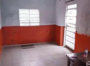 Comercial · 200m² · Prédio comercial na Estrada Canal de Cocaia, 1230 • 200 m²