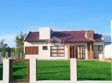 Casa · 70m² · 1 Quarto · 1 Vaga · Casa perfeita para quem quer entrar no mercado do litoral com ticket baixo e alto potencial de valor