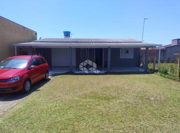 Photo 1 · Casa a venda, 3dormitorios (1suite), com patio amplo em Capao da Canoa, 500mts mar.