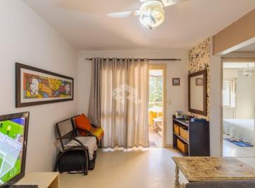 Apartamento · 67m² · 2 Quartos · 1 Vaga · Apartamento de 2 quartos, vaga de garagem na Cavalhada