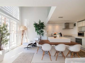 Apartamento · 75m² · 1 Quarto · 1 Vaga · Duplex Reformado e Ensolarado na Florêncio