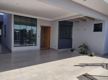 Casa de 3 quartos, Maringá · Casa no Jardim Grevíleas