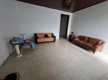 Casa de 5 quartos, Salvador · Ótima Casa Frente de Rua, garagem, Quintal na Ribeira