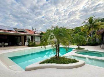 Casa · 1934m² · 7 Quartos · Mansão exclusiva com 7 suítes, lazer completo e estrutura de resort.