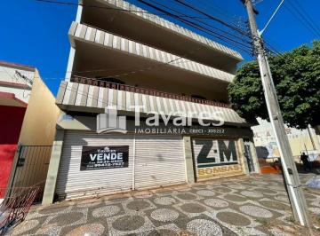 Casa · 1000m² · 3 Quartos · Casa à venda no bairro Zona I - Umuarama/PR