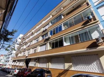 Apartamento · 80m² · 2 Quartos · Apartamento em Centro Histórico