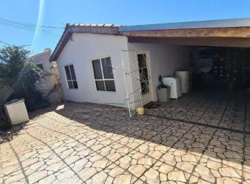 Casa · 300m² · 3 Quartos · CASA TERREA 3 QUARTOS - Olímpia