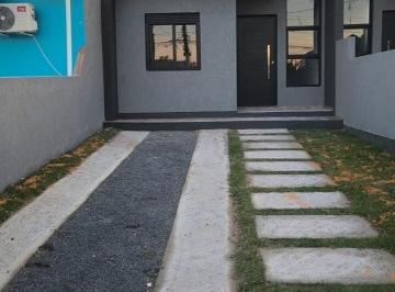 Casa · 70m² · 3 Quartos · 2 Vagas · Excelente casa à venda no bairro Bom Sucesso - Gravataí/RS