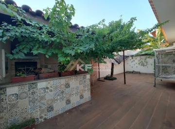 Casa · 260m² · 4 Quartos · 4 Vagas · Casa à Venda com 4 quartos sendo 1 suite no bairro Alto da Boa Vista - Ribeirão Preto / SP