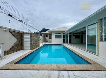 ee8a501539cfd91d2f6393346fb0007bab8bcc2f · Casa com 3 Quartos e Piscina no Centro para alugar - Centro - Peruíbe/SP