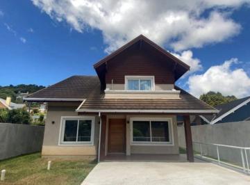 Casa · 200m² · 2 Vagas · CASA PARA ALUGAR MOBILIADA 4 DORMITÓRIOS