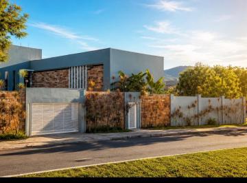 Casa de 5 quartos, Brasília · Casa Família