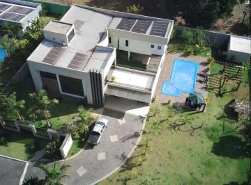 Casa de 6 quartos, Brasília · Brasilia, casa, 6 quartos,4 suites, 5 vagas, piscina, Park Way