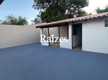 Casa · 90m² · 2 Quartos · 1 Vaga · Casa residencial à venda no Bairro Luizote de Freitas com 2 quartos, 1 vaga, quintal