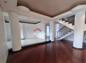 Casa · 285m² · 5 Quartos · 4 Vagas · Casa de condomínio em Rua João Pio Duarte Silva - Córrego Grande - Florianópolis/SC
