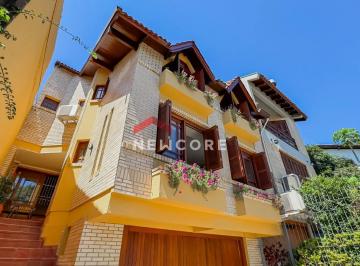 Casa · 261m² · 3 Quartos · 4 Vagas · Casa em Rua Comendador Creidy - Chácara das Pedras - Porto Alegre/RS