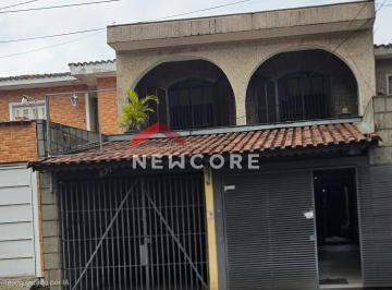 Casa · 262m² · 3 Quartos · 2 Vagas · Sobrado em Rua Tiradentes - Santa Terezinha - São Bernardo do Campo/SP