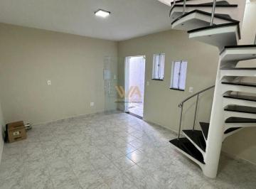 Casa · 166m² · 2 Quartos · Sobrado com Salão Comercial para Locação – 2 Dorms e 78m²