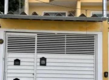 Casa de 3 quartos, São Paulo · CASA EM ITAQUERA PRONTA PARA MORAR