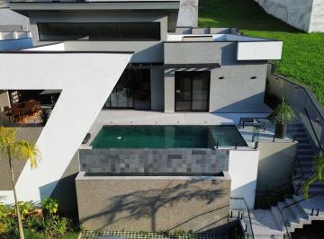 Casa · 275m² · 4 Quartos · 7 Vagas · Casa térrea para venda em 2 lotes com 4 suítes e piscina no Granja Anita.
