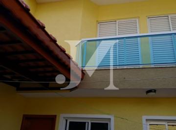 Casa · 80m² · 2 Quartos · 2 Vagas · Casa sobrado de 80m², 2 Suítes e 2 Vagas.