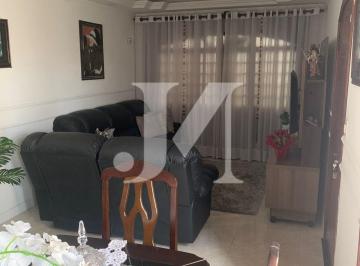 Casa · 240m² · 3 Quartos · 2 Vagas · Casa Sobrado de 240m², 3 Dormitórios com 1 Suíte e 2 Vagas
