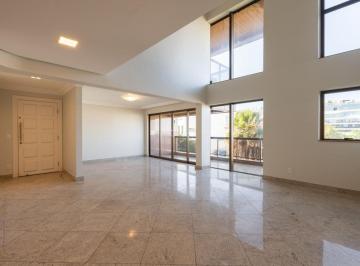Apartamento · 310m² · 5 Quartos · Quando o apartamento esquece que é apartamento.