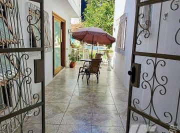 Casa · 398m² · 4 Quartos · 3 Vagas · Casa à venda no bairro Centro em Pelotas/RS