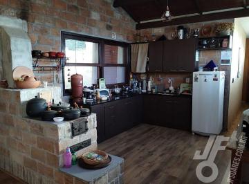 Casa · 211m² · 3 Quartos · 2 Vagas · Casa à venda no bairro Laranjal em Pelotas/RS