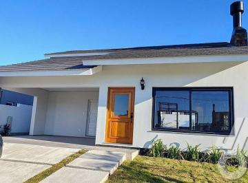Casa · 195m² · 3 Quartos · 2 Vagas · Casa à venda no bairro Laranjal em Pelotas/RS
