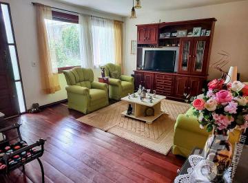 Casa · 348m² · 4 Quartos · 2 Vagas · Casa à venda no bairro Areal em Pelotas/RS