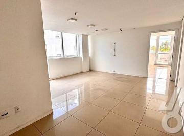 Comercial · 100m² · 1 Vaga · Sala comercial à venda no bairro Centro em Pelotas/RS