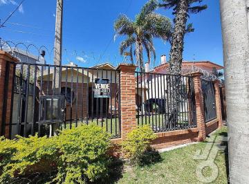 Casa · 289m² · 3 Quartos · 3 Vagas · Casa à venda no bairro Laranjal em Pelotas/RS