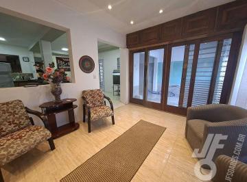 Casa · 135m² · 3 Quartos · 3 Vagas · Casa à venda no bairro Laranjal em Pelotas/RS