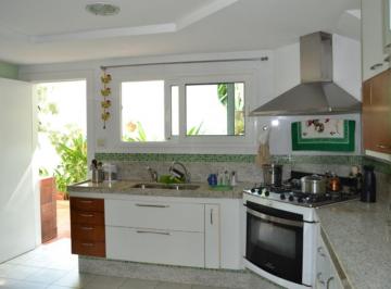 Casa de 3 quartos, São Paulo · Sobrado na Cidade Ademar bem localizado