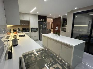 Casa de 3 quartos, Guarulhos · Casa a Venda com 3 Dormitórios em Jardim Maia Guarulhos