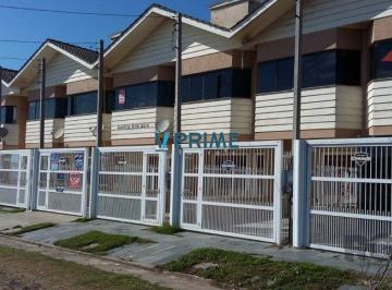 Casa · 84m² · 2 Quartos · 1 Vaga · Sobrado em Trmandai com 2 suirtes, 2 banheiros, 1 vaga, churrasqueira e varanda.