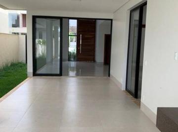 Casa de 3 quartos, São Roque · Sobrado em São Roque bem localizado