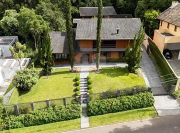 Casa de 4 quartos, Curitiba · Casa de 974 m² total com 4 quartos à venda em Mossunguê