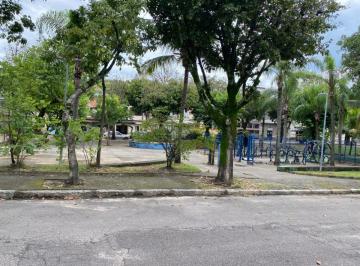 Casa de 3 quartos, Rio de Janeiro · Vende -se imóvel situado na Rua Renato Leite e Silva , Jardim Paulista , Campo Grande- RJ