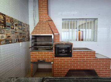 Casa · 250m² · 3 Quartos · 2 Vagas · Oportunidade! Casa Térrea com Suíte, Escritório e Espaço Gourmet
