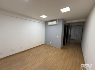 Comercial · 43m² · Sala em Várzea, Teresópolis/RJ de 43m² para locação R$ 1.300,00/mes