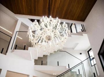 Casa en Venda de 7 quartos Jardim das Colinas · Casa em Jardim das Colinas, São José dos Campos/SP de 700m² 7 quartos à venda por R$ 7.500.000,00 ou