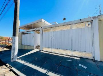 Casa · 3 Quartos · 2 Vagas · Casa em Pólon, Marília/SP de 0m² 3 quartos para locação R$ 4.500,00/mes
