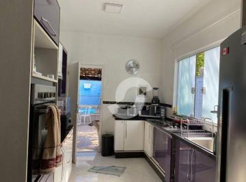 Casa · 207m² · 4 Quartos · 5 Vagas · Casa em Itaipu, Niterói/RJ de 207m² 4 quartos à venda por R$ 980.000,00