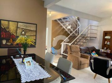 Casa · 207m² · 4 Quartos · 5 Vagas · Casa em Itaipu, Niterói/RJ de 207m² 4 quartos à venda por R$ 980.000,00