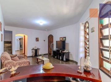 Casa · 232m² · 3 Quartos · 4 Vagas · Sobrado em Vila Camilópolis, Santo André/SP de 232m² 3 quartos à venda por R$ 700.000,00