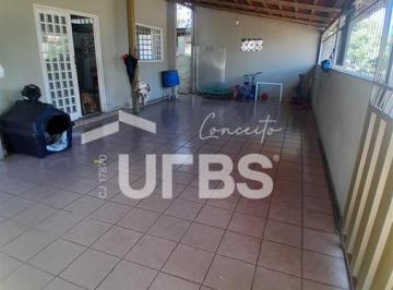 Casa · 360m² · 4 Quartos · 3 Vagas · Casa setor central