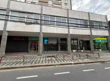 4415659_0.jpg · Ampla loja no miolinho do Juvevê com 431m²